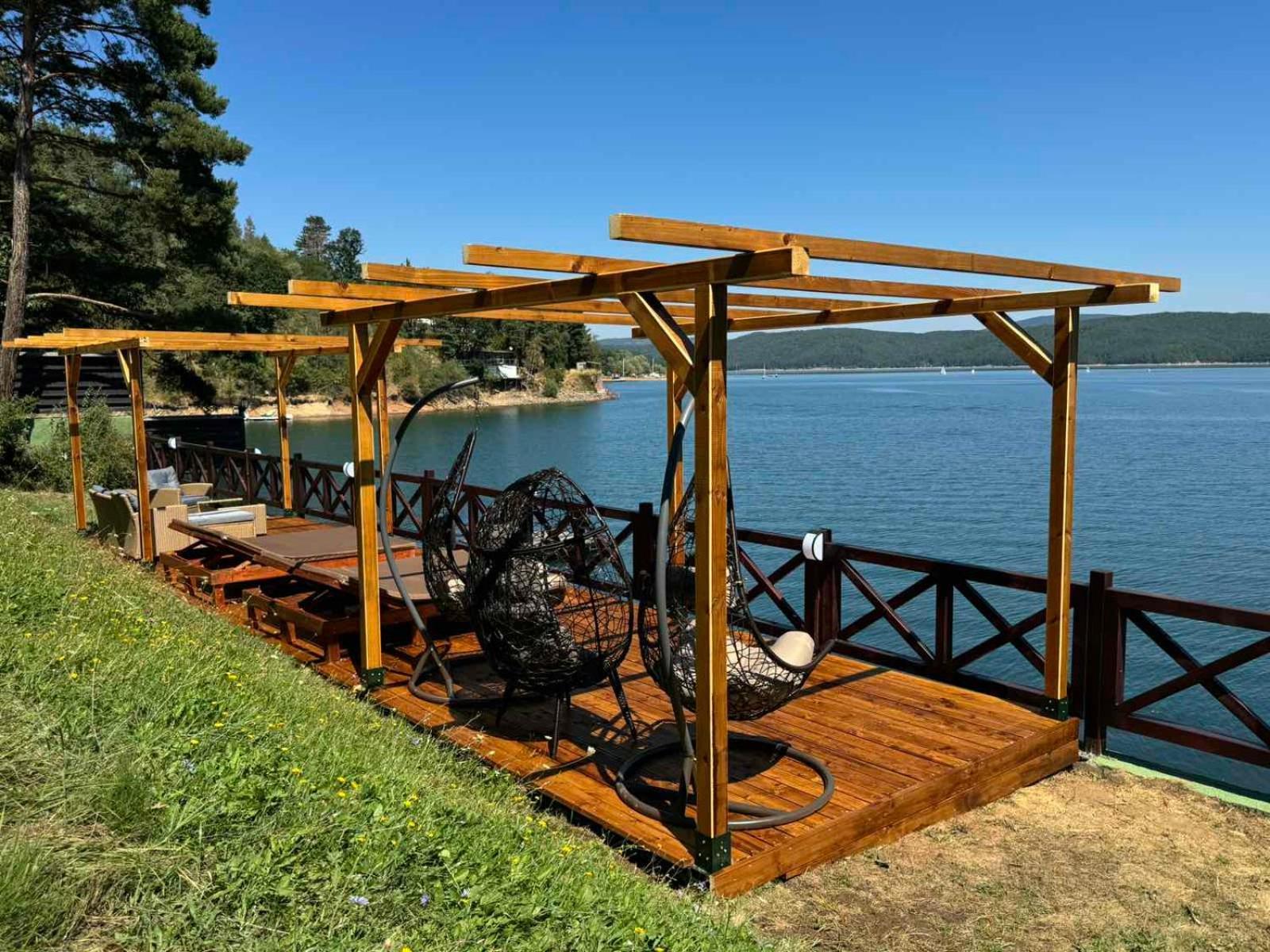 Villa Iskar Lake Residence By Bookvillabg Shtarkelovo Gnezdo Екстериор снимка