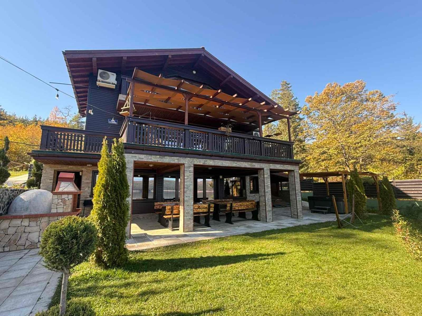 Villa Iskar Lake Residence By Bookvillabg Shtarkelovo Gnezdo Екстериор снимка